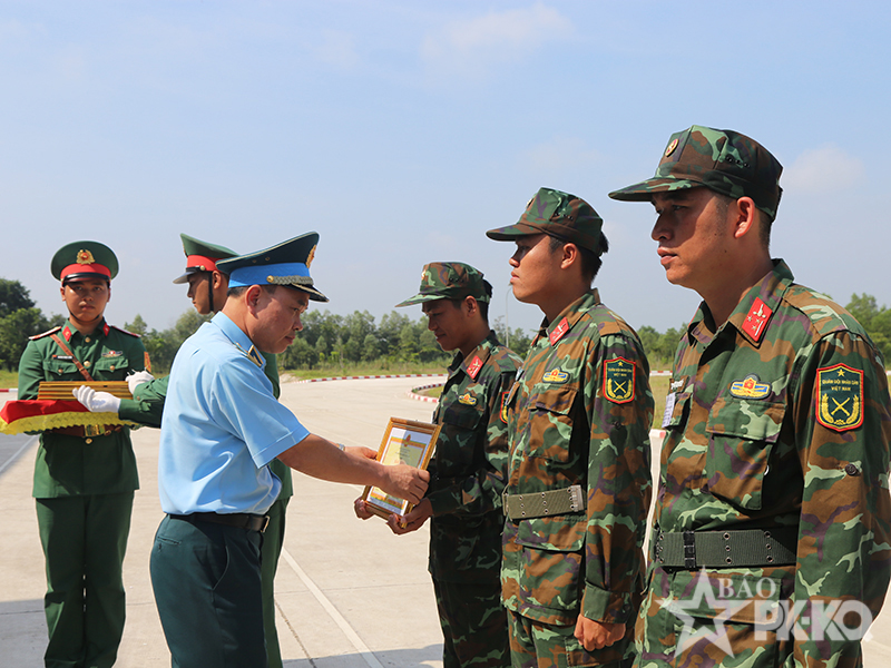Bế mạc Diễn tập chiến thuật, bắn đạn thật Lực lượng Ph&ograve;ng kh&ocirc;ng lục qu&acirc;n, Ph&ograve;ng kh&ocirc;ng nh&acirc;n d&acirc;n c&aacute;c đơn vị ph&iacute;a Nam năm 2026