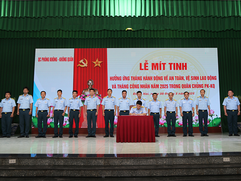 Nhà máy A29 mít tinh hưởng ứng Tháng hành động về an toàn, vệ sinh lao động và Tháng Công nhân năm 2025