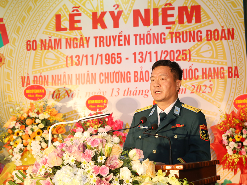 Trung đoàn 257 kỷ niệm 60 năm Ngày truyền thống và đón nhận Huân chương bảo vệ Tổ quốc hạng Ba