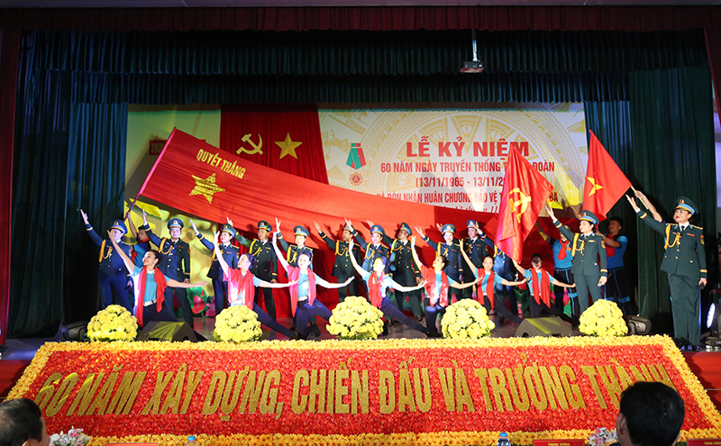 Trung đoàn 257 kỷ niệm 60 năm Ngày truyền thống và đón nhận Huân chương bảo vệ Tổ quốc hạng Ba