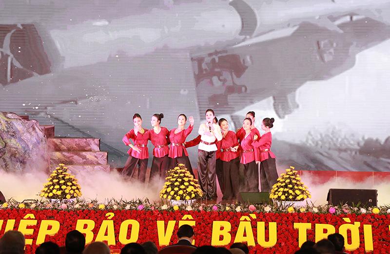 Quân chủng Phòng không - Không quân tổ chức Lễ đón nhận danh hiệu anh hùng lực lượng vũ trang nhân dân và kỷ niệm 62 năm Ngày truyền thống