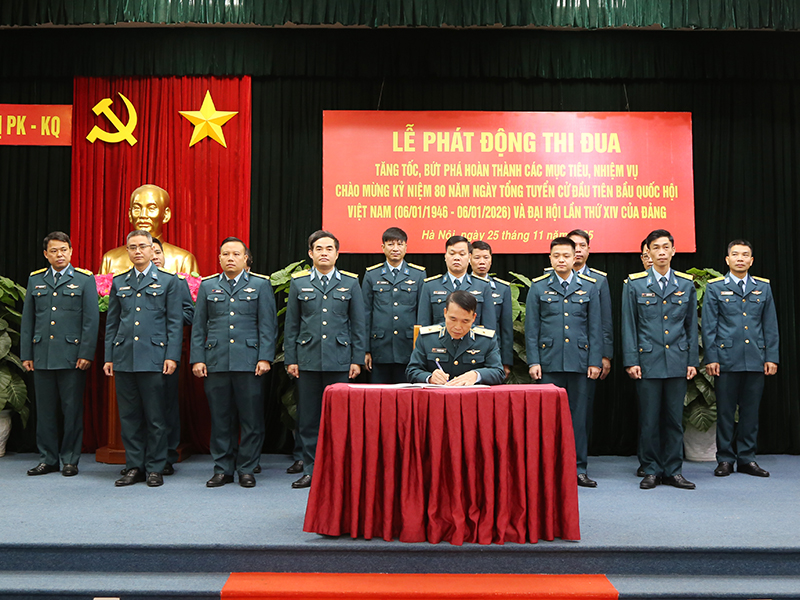 Cục Chính trị Quân chủng Phòng không - Không quân tổ chức Lễ phát động thi đua chào mừng kỷ niệm 80 năm Ngày Tổng tuyển cử đầu tiên bầu Quốc hội Việt Nam và Đại hội lần thứ XIV của Đảng