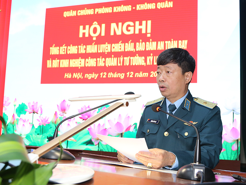 Quân chủng Phòng không - Không quân tổng kết công tác huấn luyện chiến đấu, bảo đảm an toàn bay và rút kinh nghiệm công tác quản lý tư tưởng, kỷ luật năm 2025