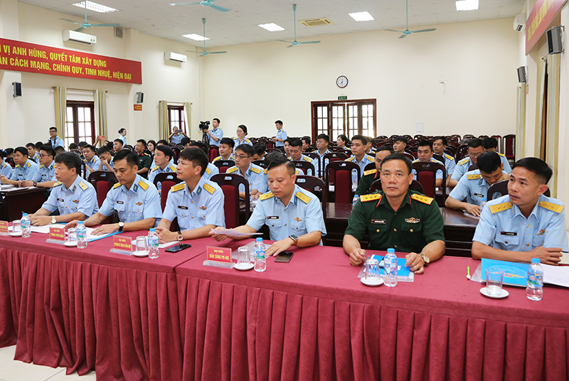 Cục Ch&iacute;nh trị Qu&acirc;n chủng Ph&ograve;ng kh&ocirc;ng - Kh&ocirc;ng qu&acirc;n khai mạc Hội nghị tập huấn cộng t&aacute;c vi&ecirc;n B&aacute;o Ph&ograve;ng kh&ocirc;ng - Kh&ocirc;ng qu&acirc;n năm 2026