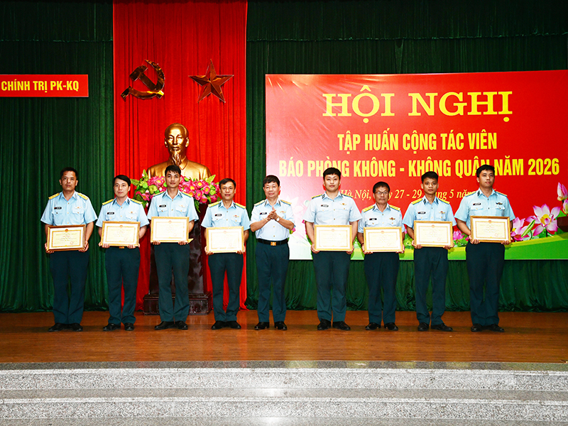 Cục Ch&iacute;nh trị Qu&acirc;n chủng Ph&ograve;ng kh&ocirc;ng - Kh&ocirc;ng qu&acirc;n khai mạc Hội nghị tập huấn cộng t&aacute;c vi&ecirc;n B&aacute;o Ph&ograve;ng kh&ocirc;ng - Kh&ocirc;ng qu&acirc;n năm 2026