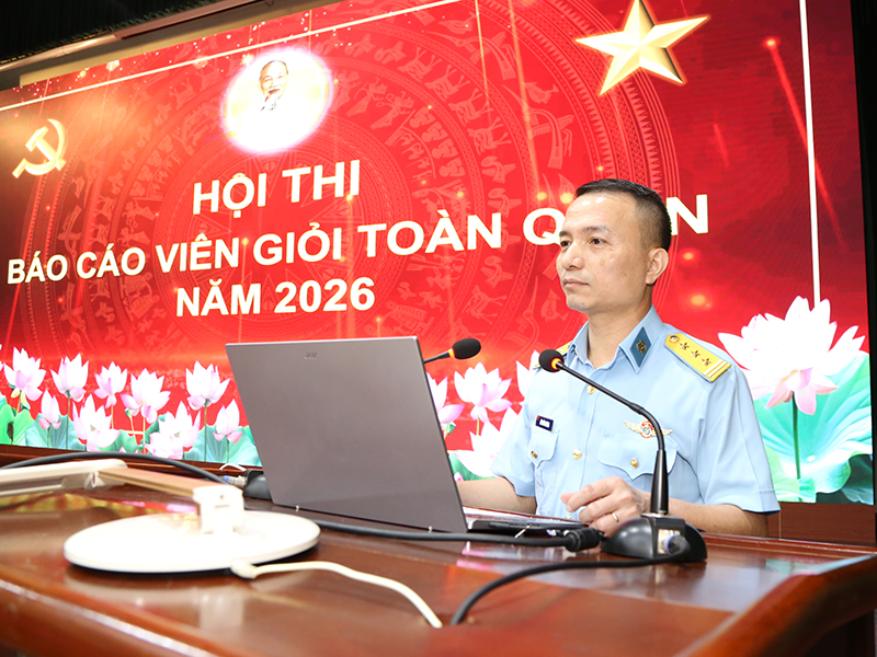 Qu&acirc;n chủng Ph&ograve;ng kh&ocirc;ng - Kh&ocirc;ng qu&acirc;n th&ocirc;ng qua nội dung thuyết tr&igrave;nh Đội tuyển tham dự thi B&aacute;o c&aacute;o vi&ecirc;n giỏi to&agrave;n qu&acirc;n năm 2026