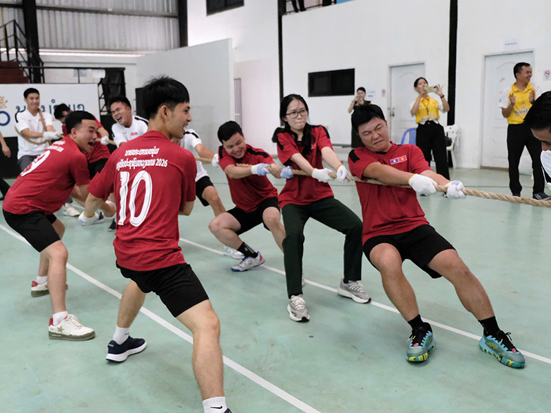 Đo&agrave;n Sĩ quan trẻ Qu&acirc;n đội nh&acirc;n d&acirc;n Việt Nam hội đ&agrave;m ch&iacute;nh thức c&ugrave;ng Đo&agrave;n sĩ quan trẻ Qu&acirc;n đội nh&acirc;n d&acirc;n L&agrave;o