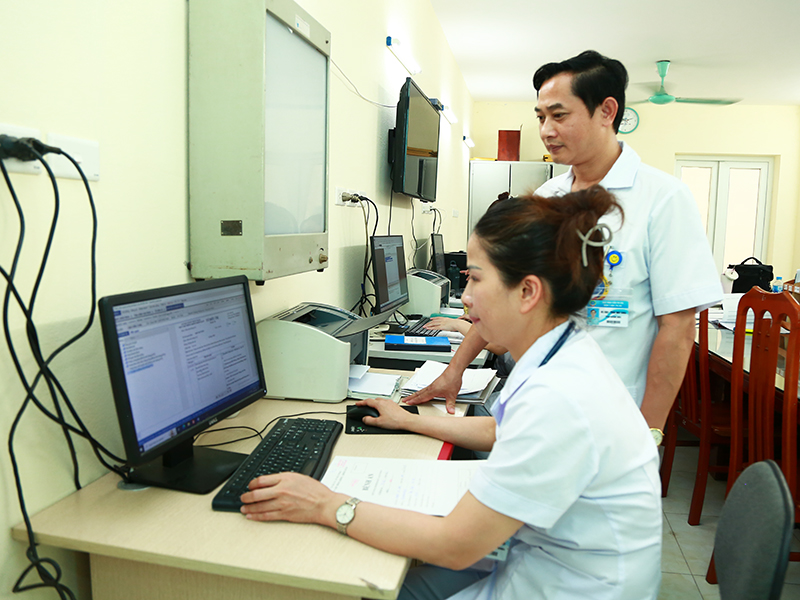 Đẩy mạnh chuyển đổi số, x&acirc;y dựng Viện Y học Ph&ograve;ng kh&ocirc;ng-Kh&ocirc;ng qu&acirc;n th&ocirc;ng minh, hiện đại