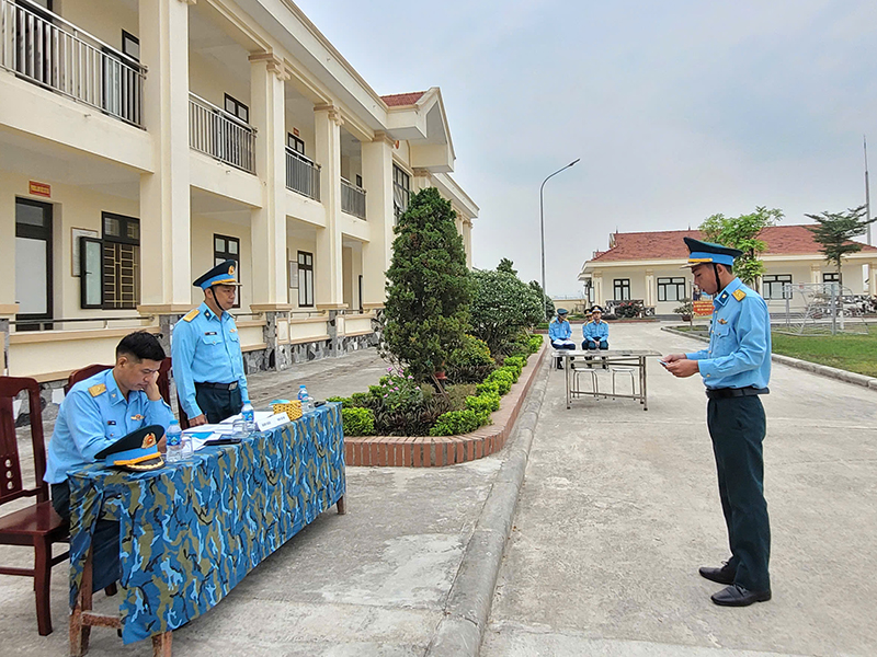 Trung đoàn 293 kiểm tra cán bộ phân đội năm 2024