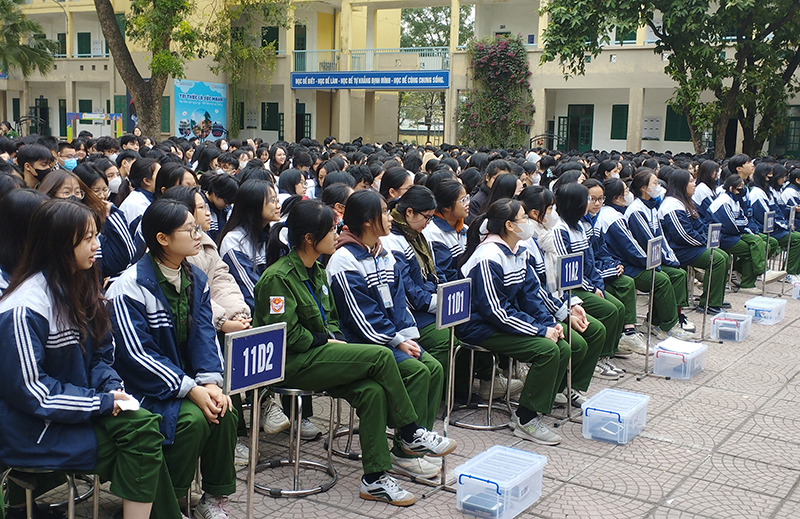 Trung đoàn 236 tuyên truyền về truyền thống 80 năm Ngày thành lập Quân đội nhân dân Việt Nam