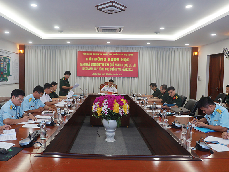Hội đồng khoa học Tổng cục Chính trị QĐND Việt Nam nghiệm thu đề tài của Trường Sĩ quan Không quân