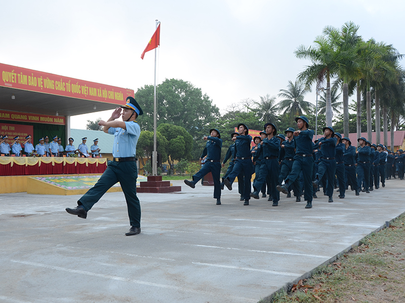 Sư đoàn 372 tổ chức Hội thi cho các đơn vị huấn luyện chiến sĩ mới năm 2024