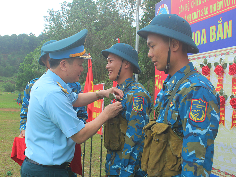 Tiểu đoàn Huấn luyện chiến sĩ mới, Sư đoàn 361 kiểm tra thực hành “3 tiếng nổ” năm 2024