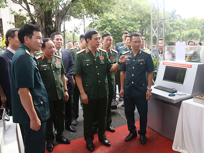 Thanh niên Quân chủng Phòng không - Không quân đạt thành tích cao trong tham gia Giải thưởng “Tuổi trẻ sáng tạo” trong Quân đội lần thứ 24