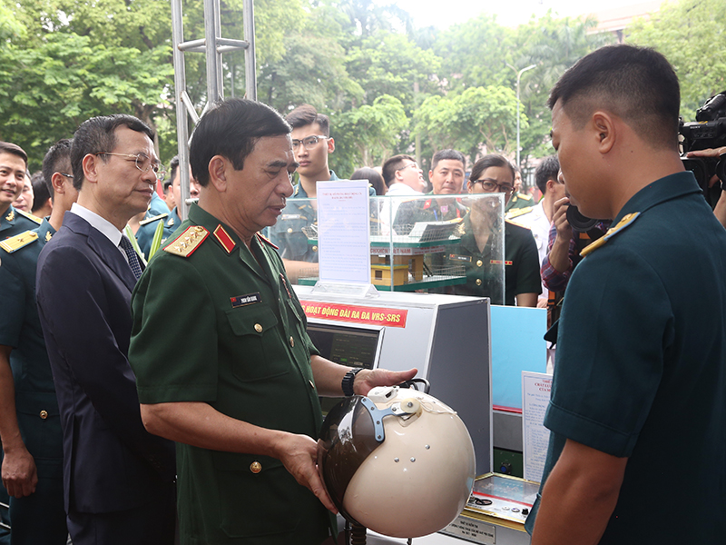 Thanh niên Quân chủng Phòng không - Không quân đạt thành tích cao trong tham gia Giải thưởng “Tuổi trẻ sáng tạo” trong Quân đội lần thứ 24