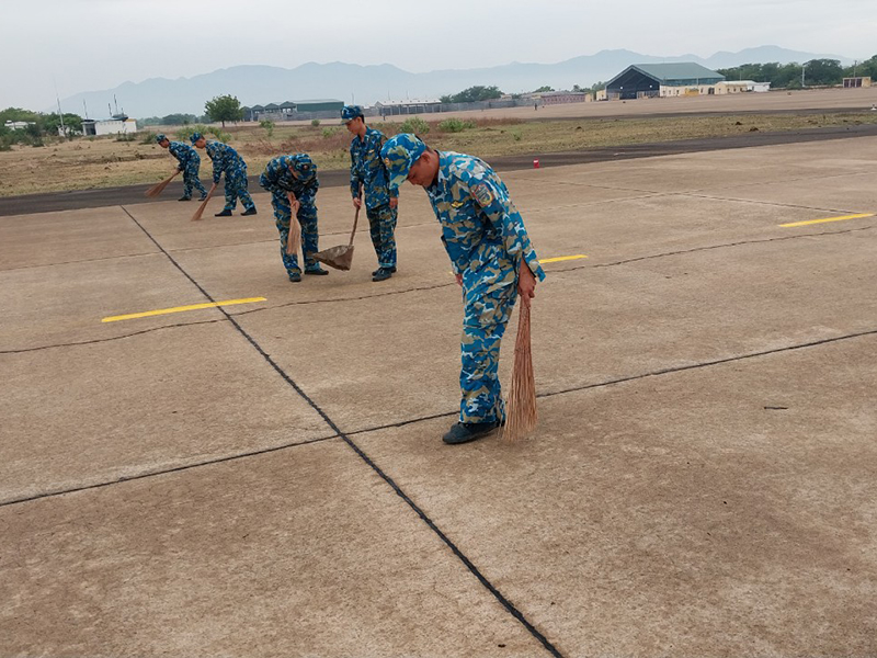 Những người thầm lặng nâng cánh bay