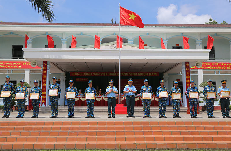 Quân chủng Phòng không - Không quân bế mạc hội thao, diễn tập chiến thuật phân đội hỏa lực tên lửa phòng không S-125-2TM, S-125-VT năm 2024