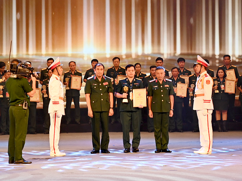 Báo Phòng không-Không quân đạt 1 huy chương vàng, 2 bằng khen tại Liên hoan Truyền hình toàn quân lần thứ XIV - năm 2024