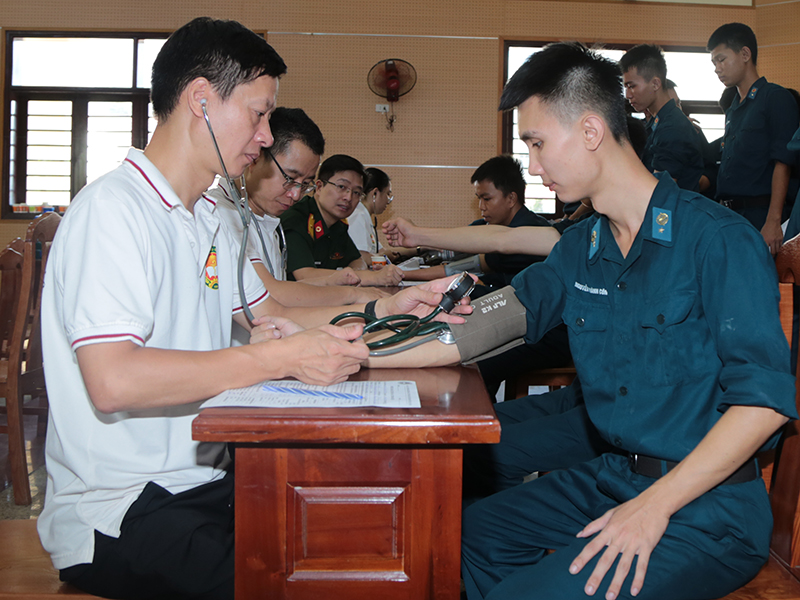 Tuổi trẻ Trường Cao đẳng Kỹ thuật PK-KQ tổ chức Ngày hội hiến máu tình nguyện năm 2024