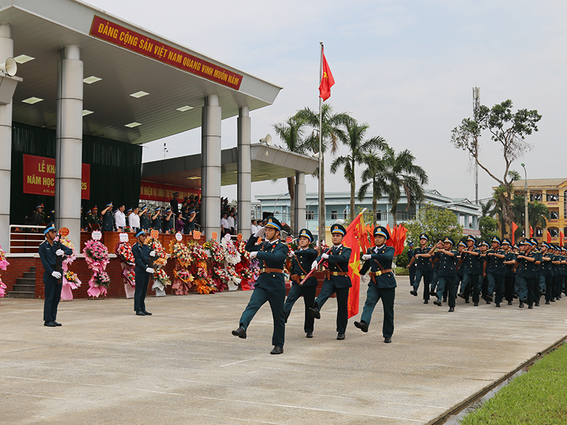 Các học viện, nhà trường trong Quân chủng Phòng không - Không quân khai giảng năm học 2024-2025