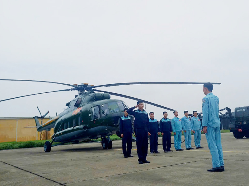 Sẵn sàng các phương án bay tìm kiếm, cứu hộ, cứu nạn và viện trợ Nhân dân vùng lũ