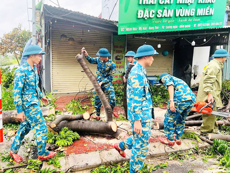 Sư đoàn 361 nỗ lực giúp nhân dân trên địa bàn đóng quân khắc phục hậu quả cơn bão số 3