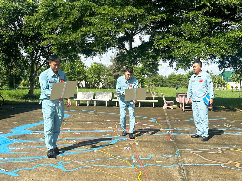 Phi đội 2, Trung đoàn 917 nâng cao chất lượng huấn luyện bay và bảo đảm an toàn bay