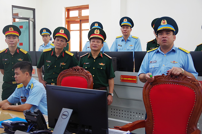 Bộ Tổng Tham mưu kiểm tra việc chấp hành công tác bảo mật hệ thống thông tin quân sự của Quân chủng Phòng không - Không quân