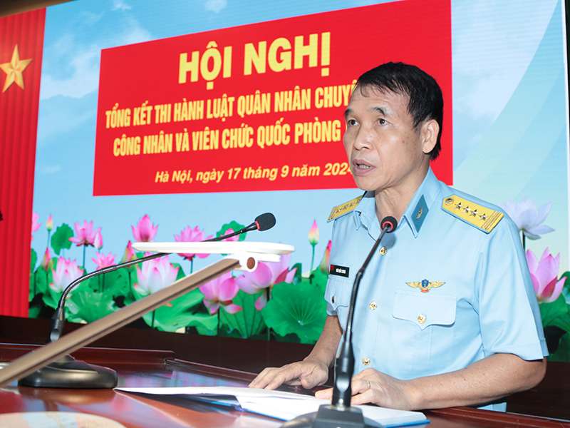 Quân chủng Phòng không - Không quân tổng kết thi hành Luật Quân nhân chuyên nghiệp, công nhân và viên chức quốc phòng năm 2015