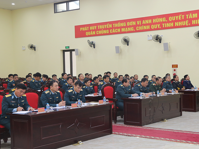 Bộ Tham mưu Quân chủng PK-KQ triển khai công tác Tham mưu năm 2024
