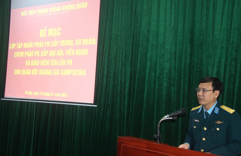 Học viện PK-KQ tổ chức bế mạc các lớp tập huấn cho cán bộ Quân đội Hoàng gia Campuchia