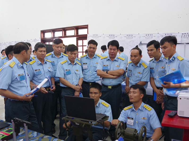 Sư đoàn 377 tổ chức Hội thi công tác chuẩn bị huấn luyện chiến đấu năm 2024