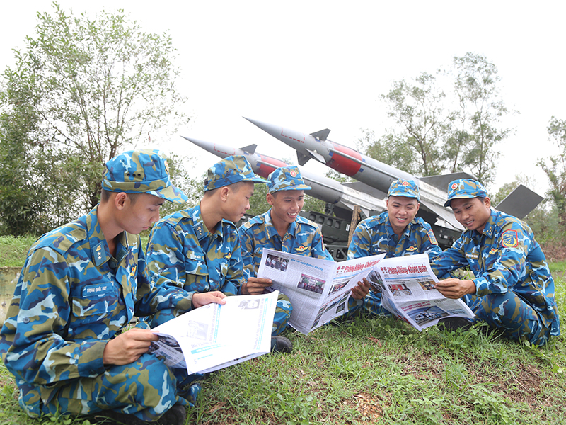 Canh trời ở Đoàn Sông La