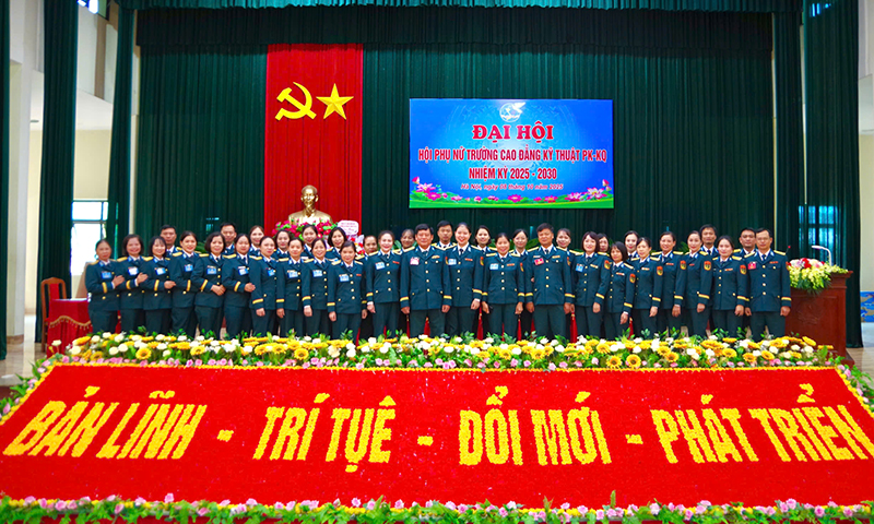 Hội Phụ nữ Trường Cao đẳng Kỹ thuật Phòng không - Không quân tổ chức Đại hội nhiệm kỳ 2025 - 2030