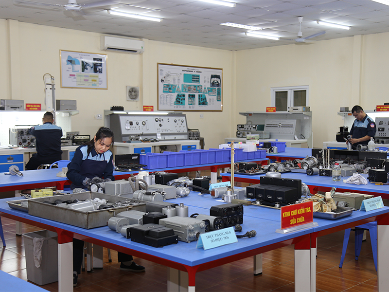 Công đoàn cơ sở Nhà máy A42 thực hiện hiệu quả các phong trào thi đua
