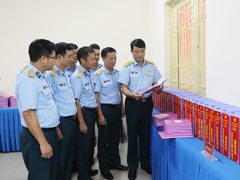 Quân chủng Phòng không - Không quân kiểm tra xây dựng đơn vị vững mạnh toàn diện “Mẫu mực, tiêu biểu” các đơn vị khu vực Miền Bắc