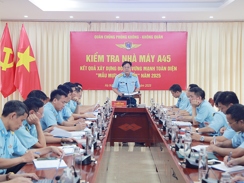 Quân chủng Phòng không - Không quân kiểm tra xây dựng đơn vị vững mạnh toàn diện “Mẫu mực, tiêu biểu” các đơn vị khu vực Miền Bắc