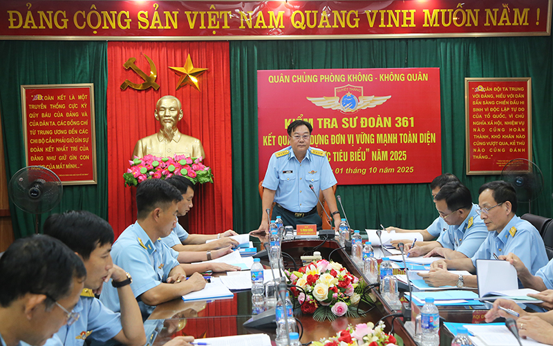 Quân chủng Phòng không - Không quân kiểm tra xây dựng đơn vị vững mạnh toàn diện “Mẫu mực, tiêu biểu” các đơn vị khu vực Miền Bắc