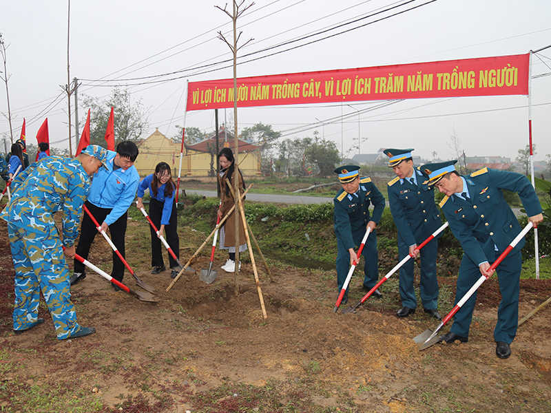 Trung đoàn 238 tổ chức Lễ phát động “Tháng Thanh niên” năm 2025