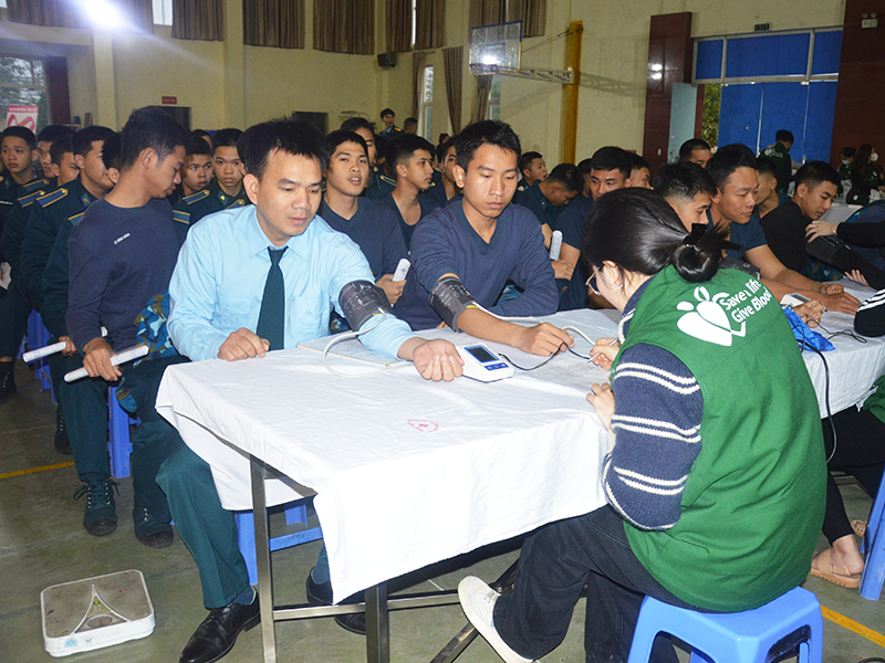 Sôi nổi Ngày hội hiến máu tình nguyện tại Học viện Phòng không-Không quân