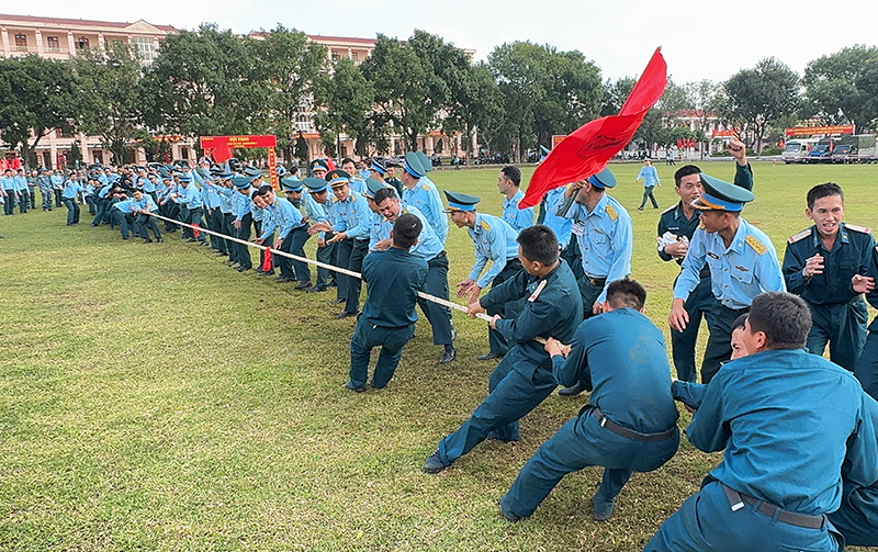 Sư đoàn 375 tổ chức hội thao công tác chuẩn bị huấn luyện năm 2025