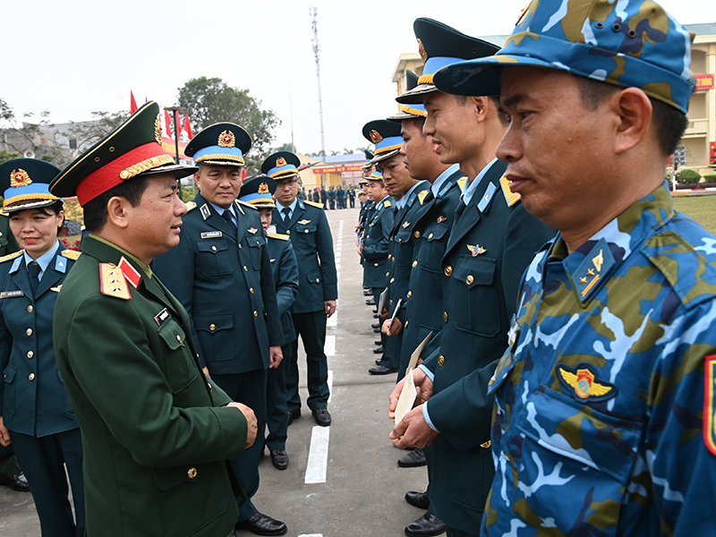 Các đơn vị trong Quân chủng Phòng không - Không quân đồng loạt tổ chức Lễ ra quân huấn luyện năm 2025