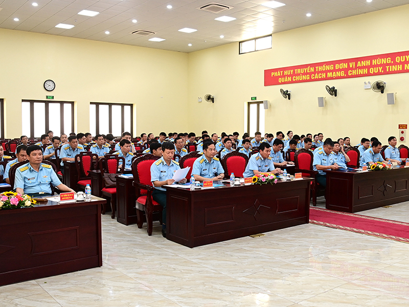 Quân chủng Phòng không - Không quân công bố Quyết định của Bộ trưởng Bộ Quốc phòng về việc sáp nhập, tổ chức lại Phòng Tài chính, Phòng Kế hoạch và Đầu tư thành Phòng Tài chính