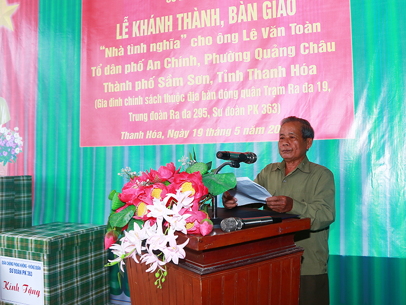 Sư đoàn Phòng không 363 bàn giao “Nhà tình nghĩa” và “Nhà đại đoàn kết” tặng các gia đình trên địa bàn tỉnh Thanh Hóa