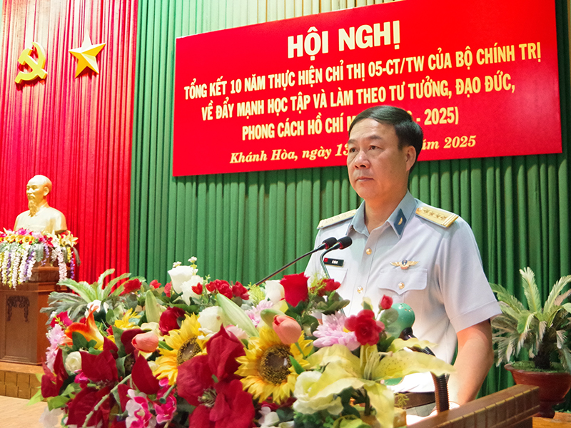 Đảng ủy Trường Sĩ quan Không quân tổng kết 10 năm thực hiện Chỉ thị 05 của Bộ Chính trị