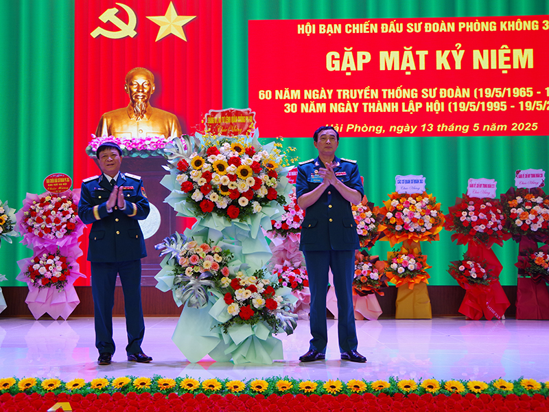 Hội Bạn chiến đấu Sư đoàn 363 gặp mặt kỷ niệm 60 năm Ngày truyền thống Sư đoàn và kỷ niệm 30 năm ngày thành lập Hội.