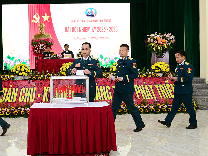 Đảng bộ Phòng Quân huấn - Nhà trường, Bộ Tham mưu Quân chủng Phòng không - Không quân tổ chức Đại hội nhiệm kỳ 2025 - 2030
