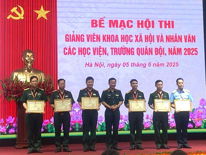 Học viện Phòng không - Không quân đạt giải Ba tại Hội thi giảng viên khoa học xã hội và nhân văn các học viện, trường Quân đội năm 2025