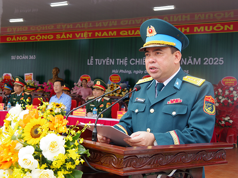 Các đơn vị trong Quân chủng Phòng không - Không quân tổ chức Lễ tuyên thệ chiến sĩ mới năm 2025
