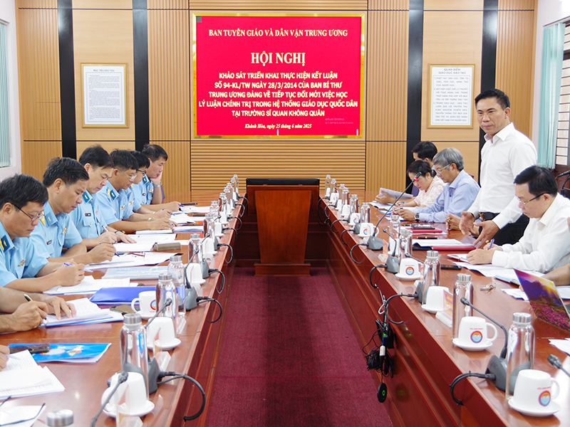 Ban Tuyên giáo và Dân vận Trung ương khảo sát triển khai thực hiện Kết luận số 94-KL/TW tại Trường Sĩ quan Không quân